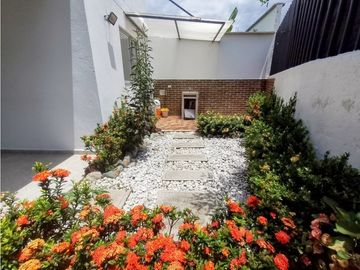 VENTA DE CASA EN CONDOMINIO SOPETRAN