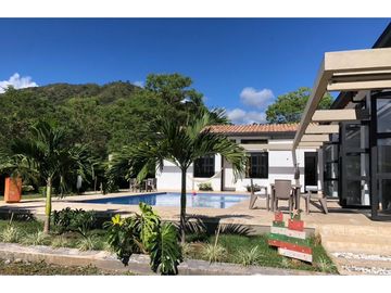 VENTA DE FINCA EN SANTA FE DE ANTIOQUIA