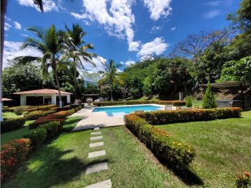 VENTA DE FINCA EN SANTA FE DE ANTIOQUIA