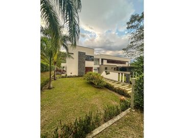 VENTA DE FINCA EN SANTA FE DE ANTIOQUIA