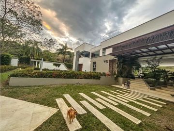VENTA DE FINCA EN SANTA FE DE ANTIOQUIA