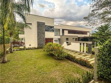 VENTA DE FINCA EN SANTA FE DE ANTIOQUIA