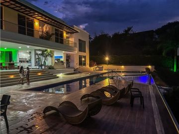 VENTA DE FINCA EN SANTA FE DE ANTIOQUIA