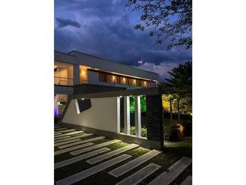VENTA DE FINCA EN SANTA FE DE ANTIOQUIA