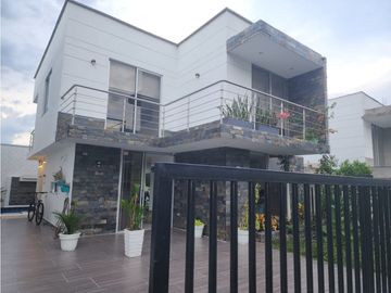 Venta De Casa En Condominio Sopetran
