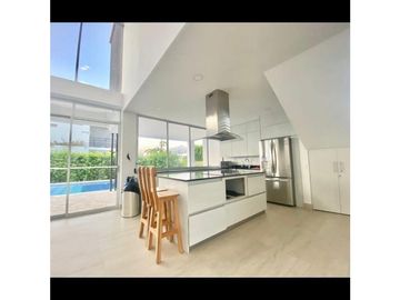 VENTA DE FINCA DENTRO DE CONDOMINIO SANTAFE DE ANTIOQUIA