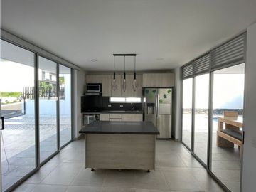 Venta De Casa En Condominio Sopetran