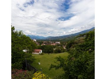 VENTA DE FINCA EN SANTA FE DE ANTIOQUIA
