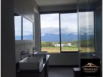 VENTA DE CASA EN CONDOMINIO SOPETRAN