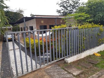 VENTA DE CASA EN UNIDAD SOPETRAN