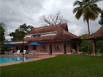 VENTA DE FINCA EN PARCELACIÓN SANTA FE DE ANTIOQUIA