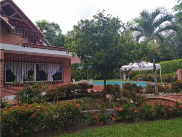 VENTA DE FINCA EN PARCELACIÓN SANTA FE DE ANTIOQUIA