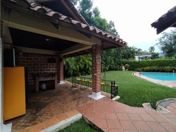 VENTA DE FINCA EN PARCELACIÓN SANTA FE DE ANTIOQUIA
