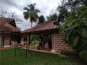 VENTA DE FINCA EN PARCELACIÓN SANTA FE DE ANTIOQUIA