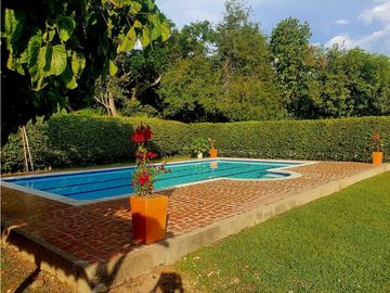 VENTA DE FINCA EN PARCELACION SANTA FE DE ANTIOQUIA