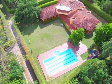 VENTA DE FINCA EN PARCELACION SANTA FE DE ANTIOQUIA