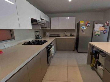 VENDO APARTAMENTO EN PORTAL DE GENOVES