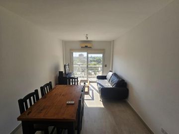 Departamento Amoblado en alquiler, 2 ambientes en Tigre Centro