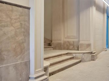 Espectacular loft en edificio a estrenar sobre Plaza Vicente López. Financiación directa