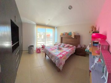 Casa en Venta con amplio jardin en Momoxpan San Pedro Cholula, Puebla