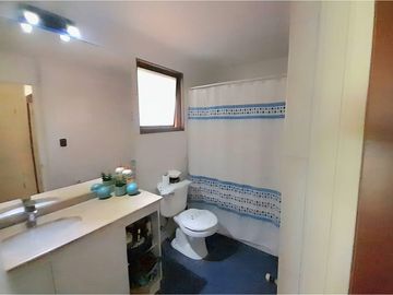 Hermosa Casa No Perimetral 4 D/ 3 B/ Piscina