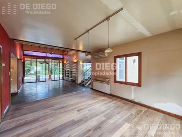 Venta casa 5 ambientes triple lote, pileta y ascensor -  Country San Miguel de Ghiso, Bella Vista