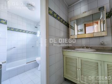 Venta casa 5 ambientes triple lote, pileta y ascensor -  Country San Miguel de Ghiso, Bella Vista