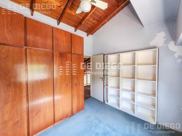 Venta casa 5 ambientes triple lote, pileta y ascensor -  Country San Miguel de Ghiso, Bella Vista