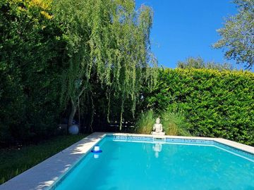 VENTA Casa Fincas De Maschwitz-Maschwitz-Pileta-APTA CREDITO-Radiadores