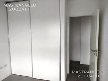 Excelente departamento de 2 ambientes al frente