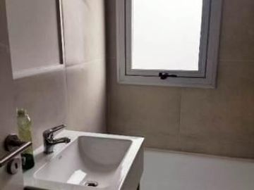 Excelente departamento de 2 ambientes al frente