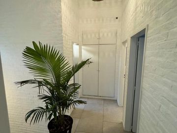 Impecable propiedad en Saint Thomas Norte, Canning