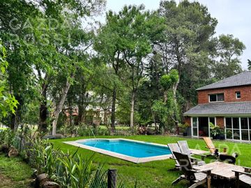 Impecable propiedad en Saint Thomas Norte, Canning