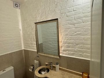 Impecable propiedad en Saint Thomas Norte, Canning