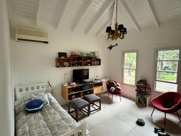Impecable propiedad en Saint Thomas Norte, Canning