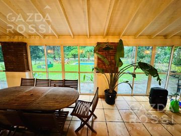 Impecable propiedad en Saint Thomas Norte, Canning