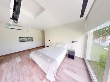 Casa en  Lomas de City Bell - Club de campo