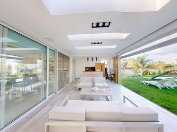 Casa en  Lomas de City Bell - Club de campo
