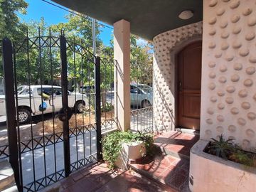 Casa en  venta Inmediaciones Club Alemán