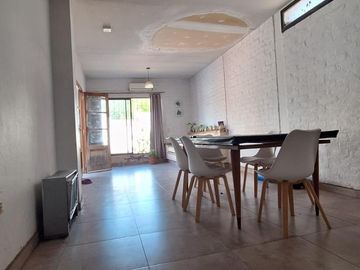 Casa en  venta Inmediaciones Club Alemán