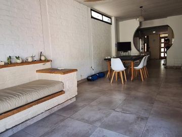 Casa en  venta Inmediaciones Club Alemán