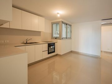 Departamento 4 ambientes en  Venta en Villa Crespo.