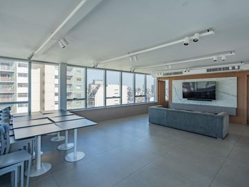 Departamento 4 ambientes en  Venta en Villa Crespo.