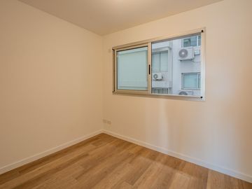 Departamento 4 ambientes en  Venta en Villa Crespo.