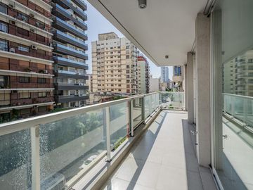 Departamento 4 ambientes en  Venta en Villa Crespo.