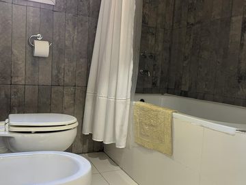 VENTA Casa Haras Del Sol Pilar-Pileta-Amplio Terreno-Losa radiante-Hipico-Tenis-Paddle-APTO CREDITO