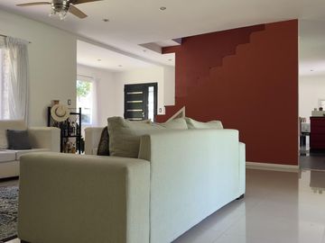 VENTA Casa Haras Del Sol Pilar-Pileta-Amplio Terreno-Losa radiante-Hipico-Tenis-Paddle-APTO CREDITO