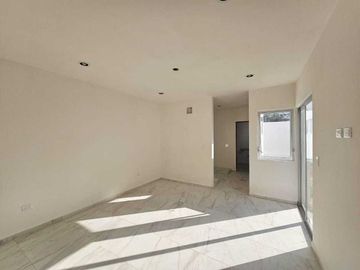 ¡Entrega Inmediata! Casa en Venta al Norte de Mérida en Conkal