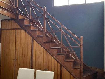 Casa en Venta con Importante Local en esquina - Posibilidad renta y vivienda