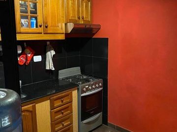 Casa en Venta con Importante Local en esquina - Posibilidad renta y vivienda